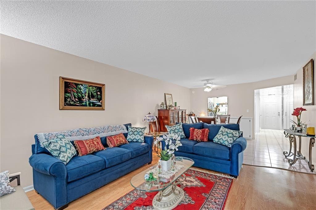 9800 N Hollybrook Lake Drive # 202, Pembroke Pines, FL 33025 — zdjęcie 4