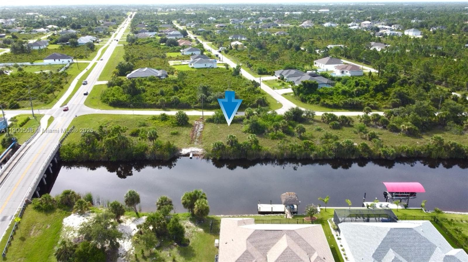 8584 Santa Cruz Dr, Port Charlotte, FL 33981