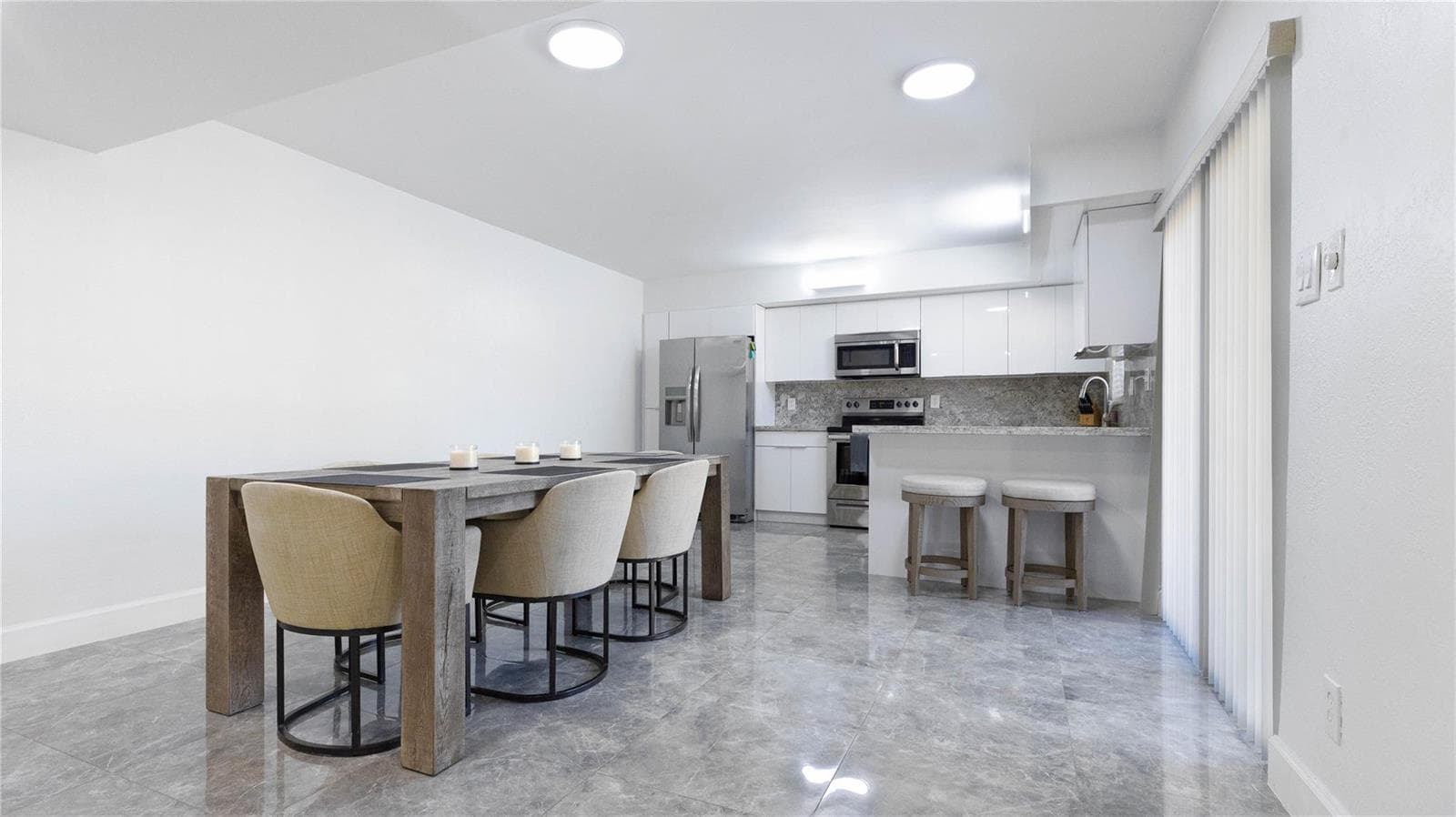 8204 SW 23rd Street # D, North Lauderdale, FL 33068 — zdjęcie 2