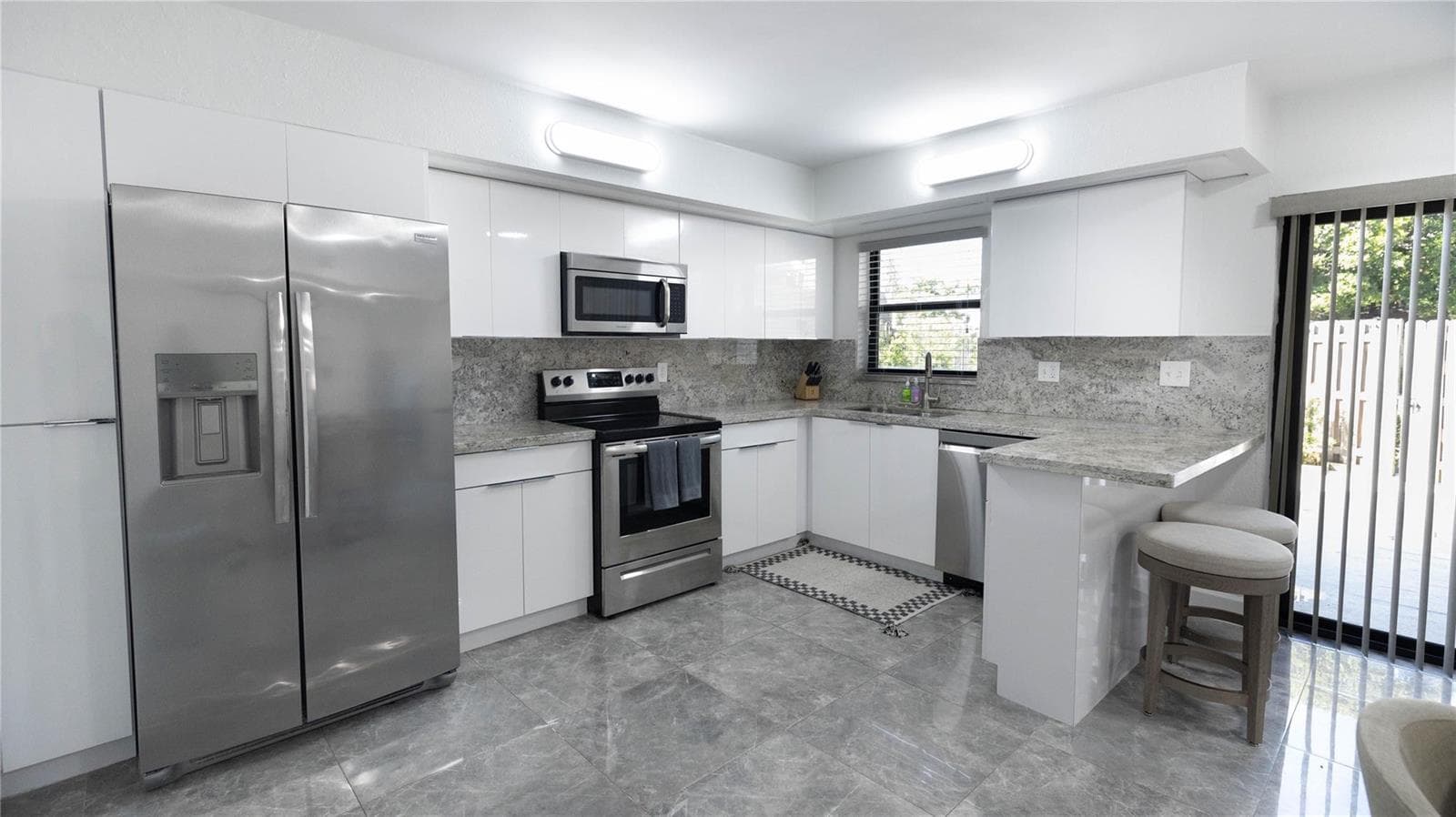 8204 SW 23rd Street # D, North Lauderdale, FL 33068 — zdjęcie 3
