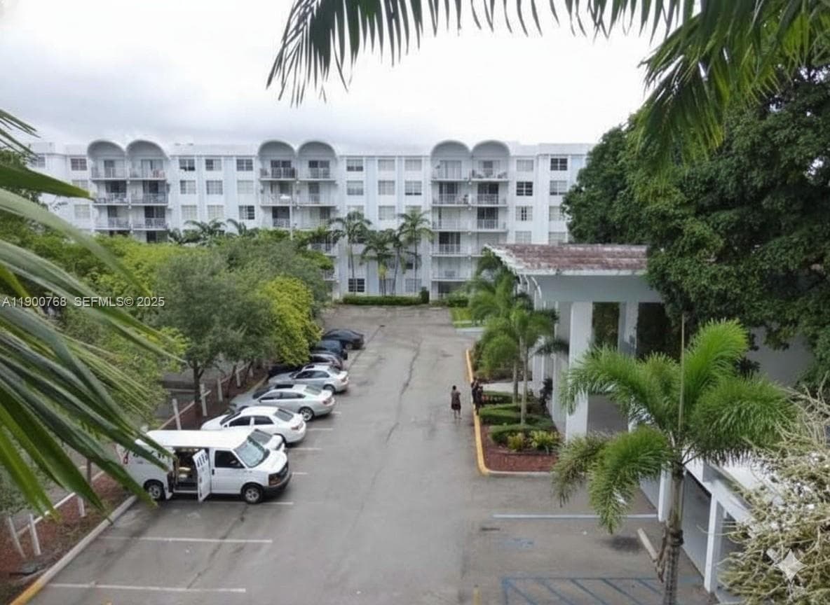 494 NW 165th St Rd # C-602, Miami, FL 33169