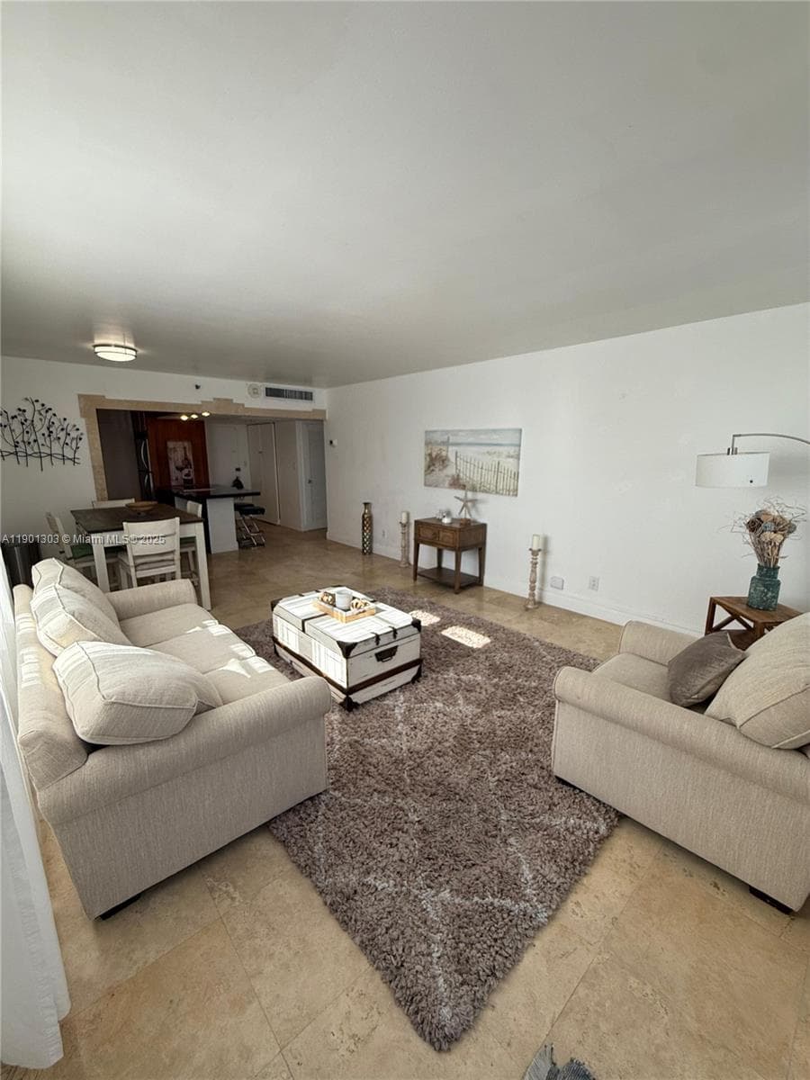 100 Lincoln Rd # 1111, Miami Beach, FL 33139 — zdjęcie 3