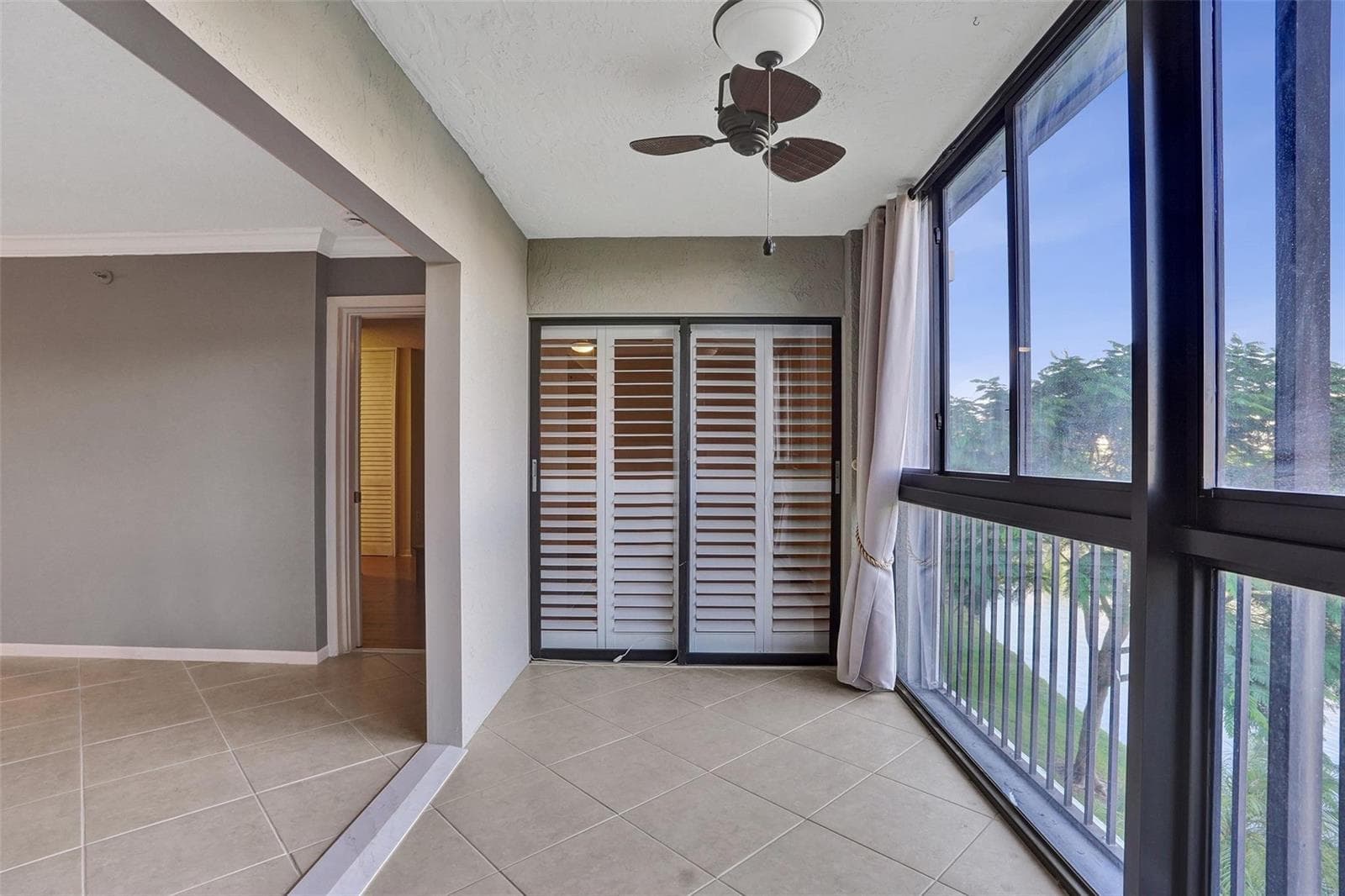 2334 S Cypress Bend Drive # 304, Pompano Beach, FL 33069 — zdjęcie 4