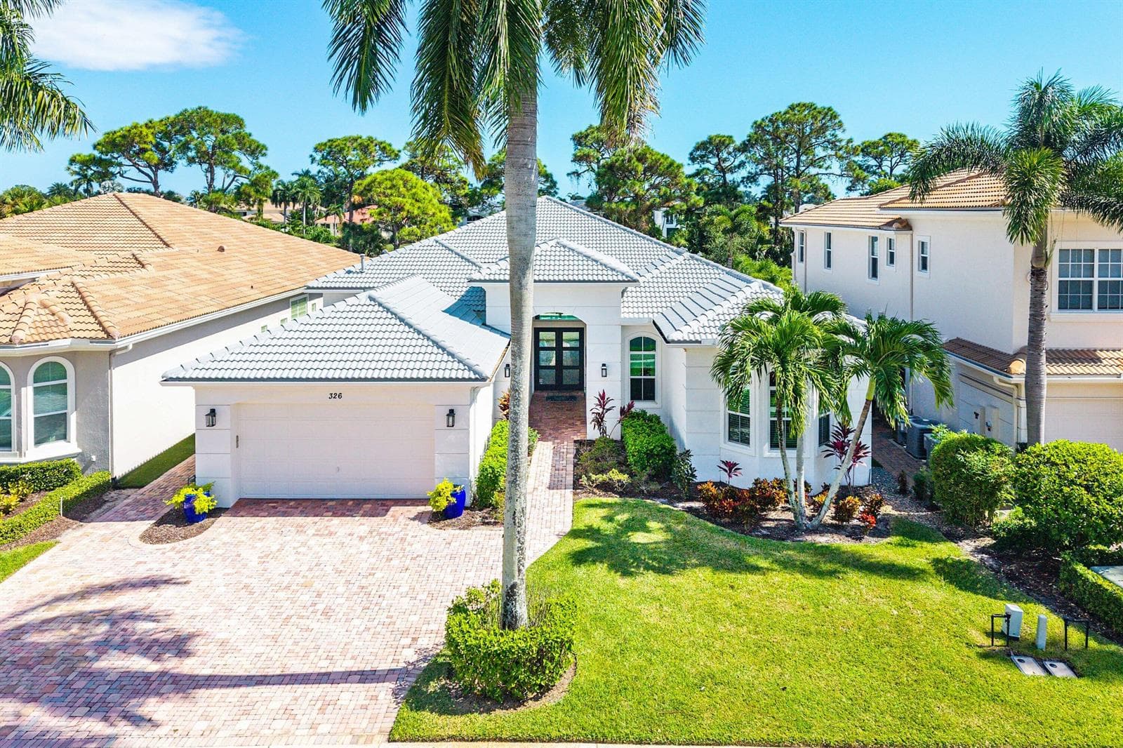 326 Charroux Drive, Palm Beach Gardens, FL 33410 — zdjęcie 2