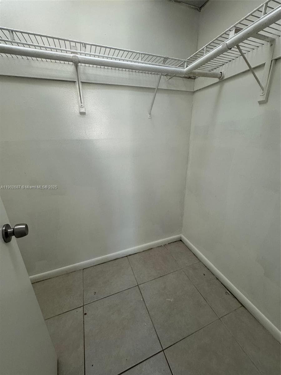 1503 NW 207th St # 141, Miami Gardens, FL 33169 — zdjęcie 2