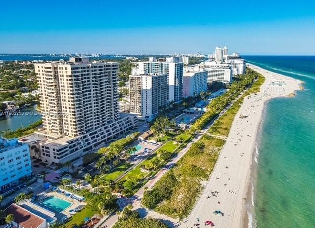 2555 Collins Ave # 2200, Miami Beach, FL 33140 — zdjęcie 2