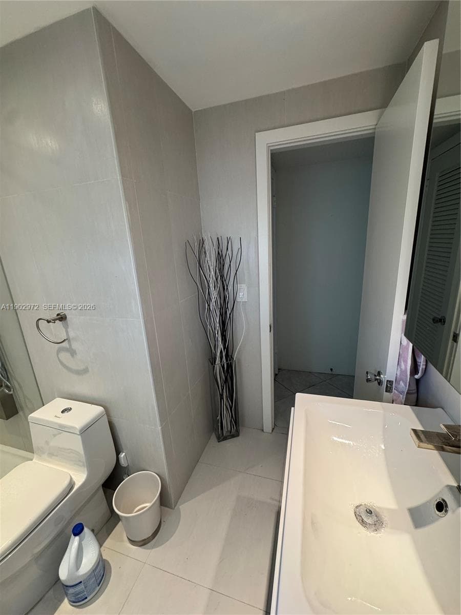 1501 Arthur St # 1, Hollywood, FL 33020 — zdjęcie 5