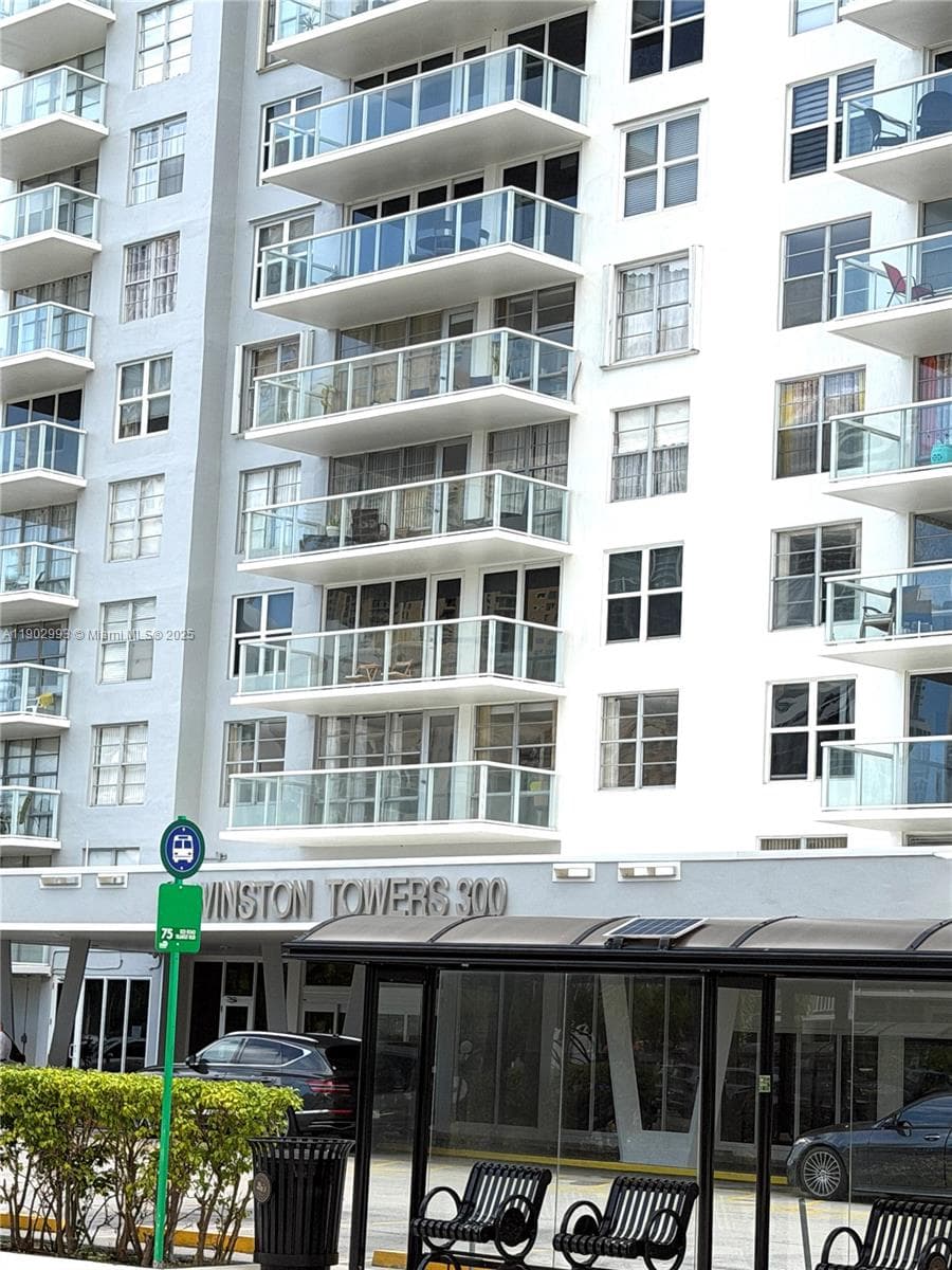 230 174th St # 409, Sunny Isles Beach, FL 33160