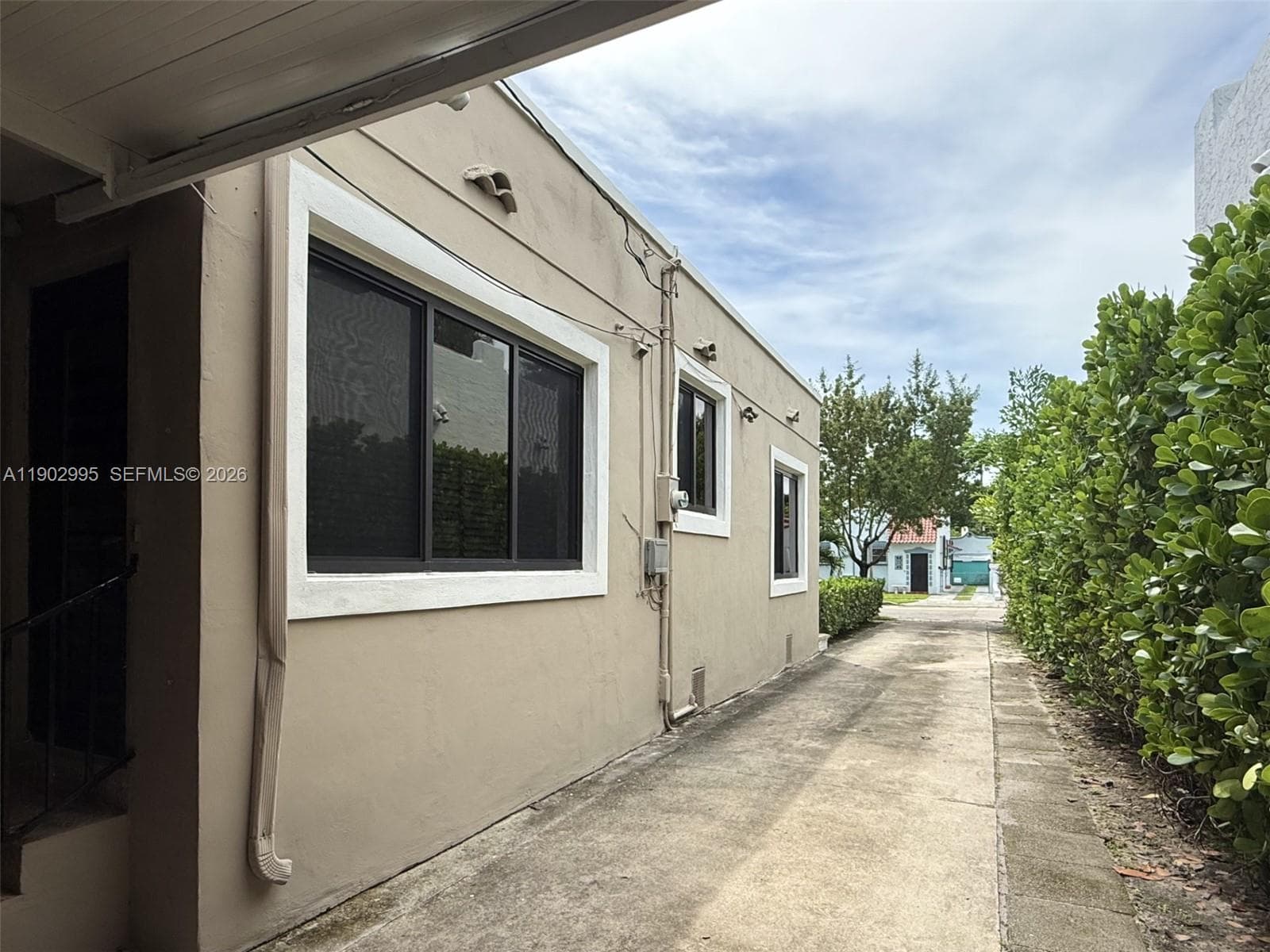 1835 SW 10th St, Miami, FL 33135 — zdjęcie 5