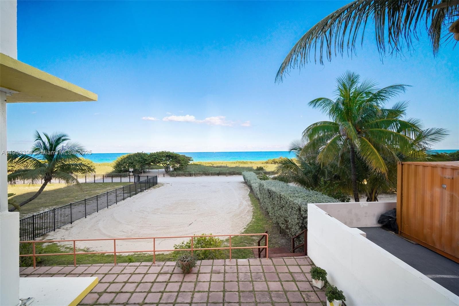 9241 Collins Ave # 11, Surfside, FL 33154 — zdjęcie 3