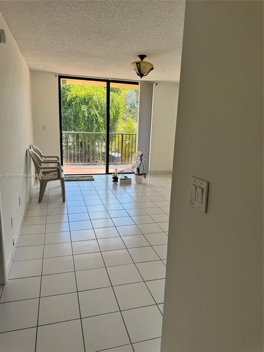 14401 N Kendall Dr # 303N, Miami, FL 33186 — zdjęcie 2