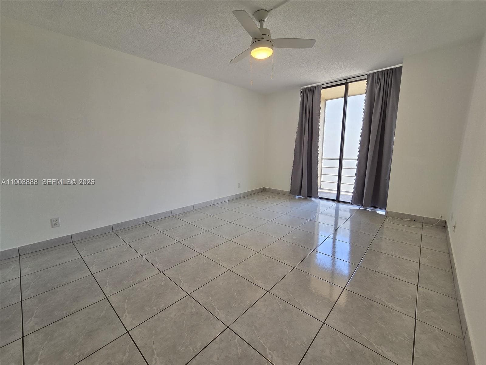 2821 N Miami Beach Blvd # 5O, North Miami Beach, FL 33160 — zdjęcie 3