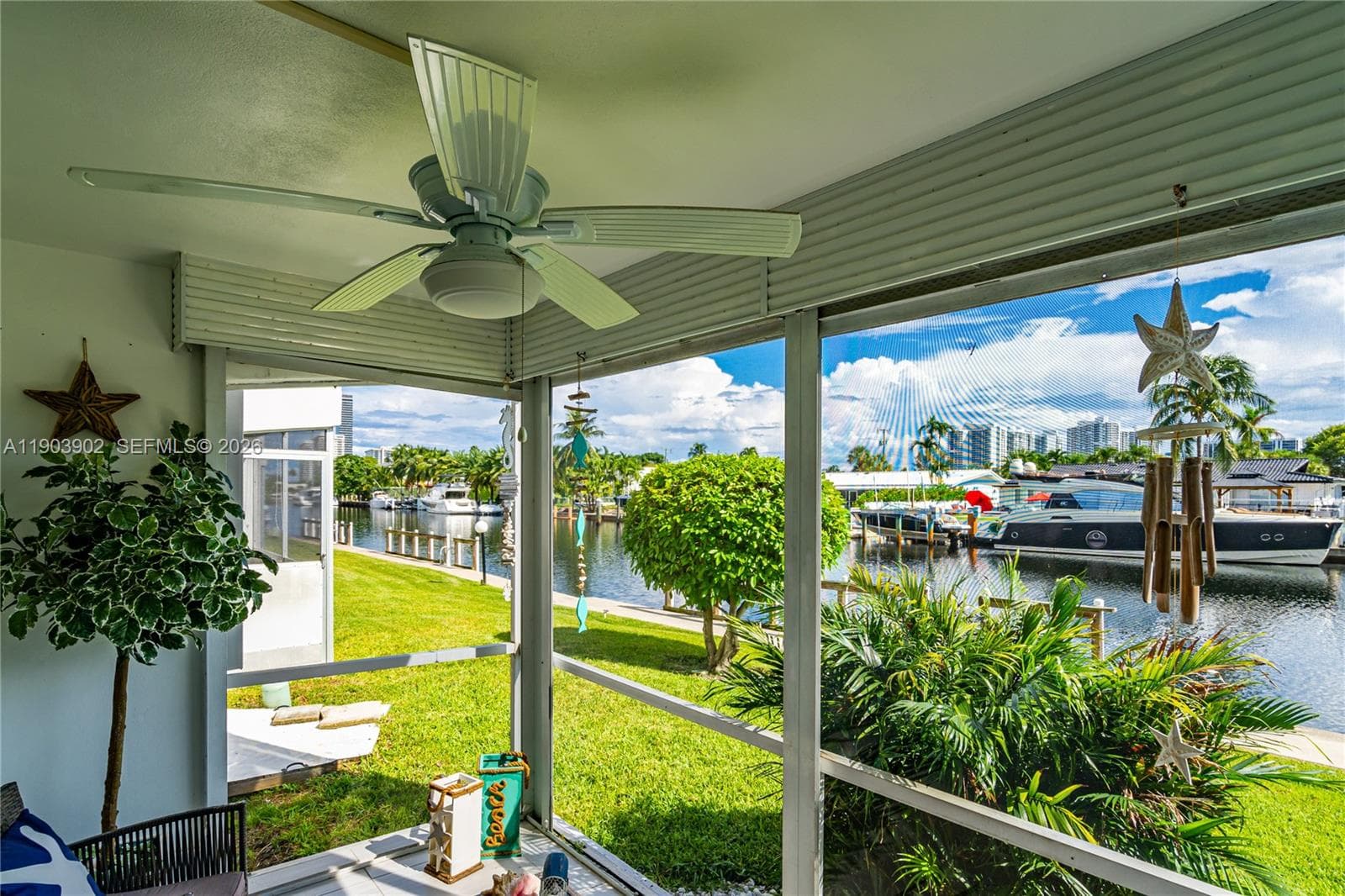 455 Paradise Isle Blvd # 106, Hallandale Beach, FL 33009 — zdjęcie 2
