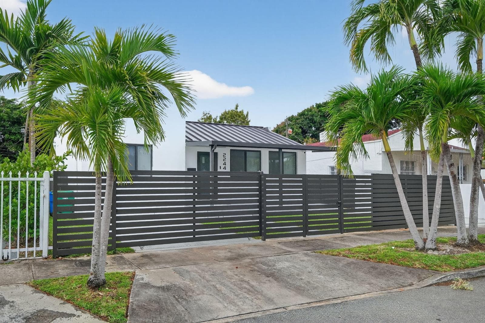 2244 SW 10th Street, Miami, FL 33135 — zdjęcie 2