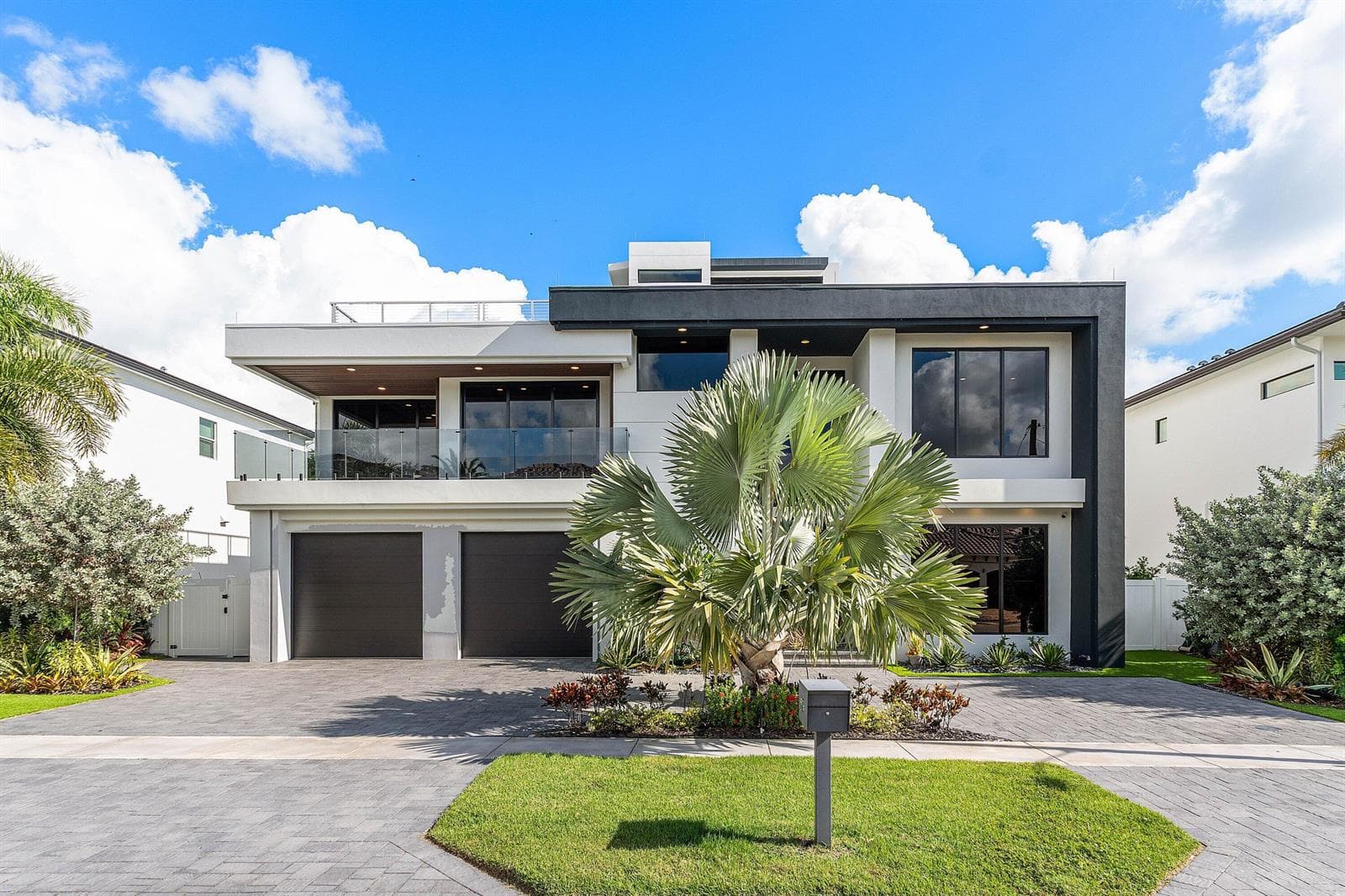 245 NE 6th Court, Boca Raton, FL 33432 — zdjęcie 2