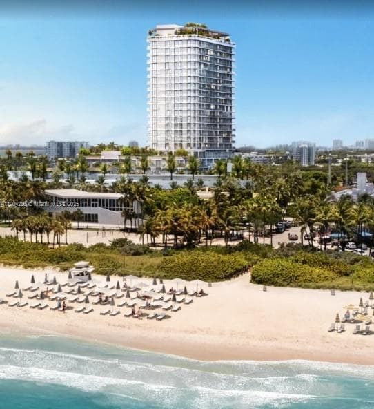580 72nd St # 810, Miami Beach, FL 33141