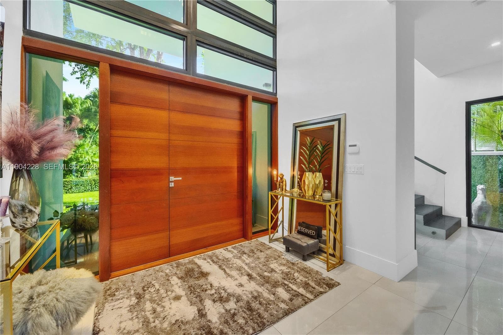 3764 Carmen Ct, Miami, FL 33133 — zdjęcie 4