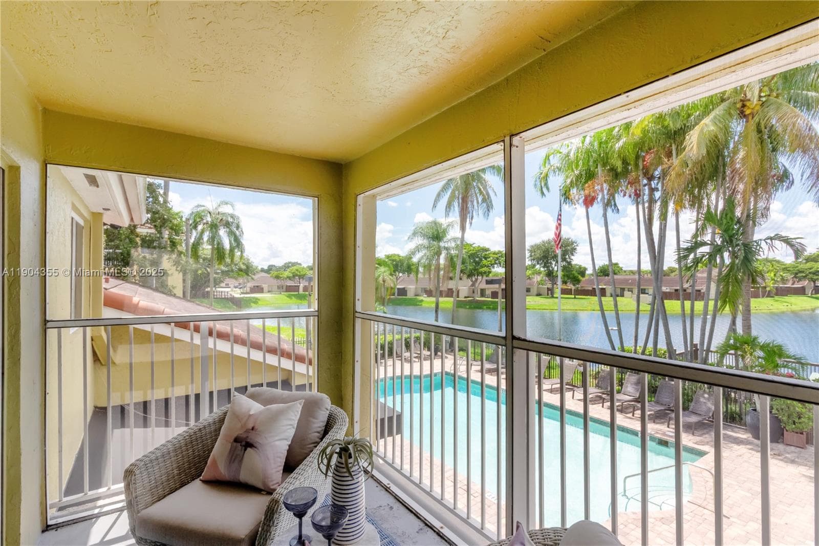 17230 NW 64th Ave # ., Miami Lakes, FL 33015 — zdjęcie 2