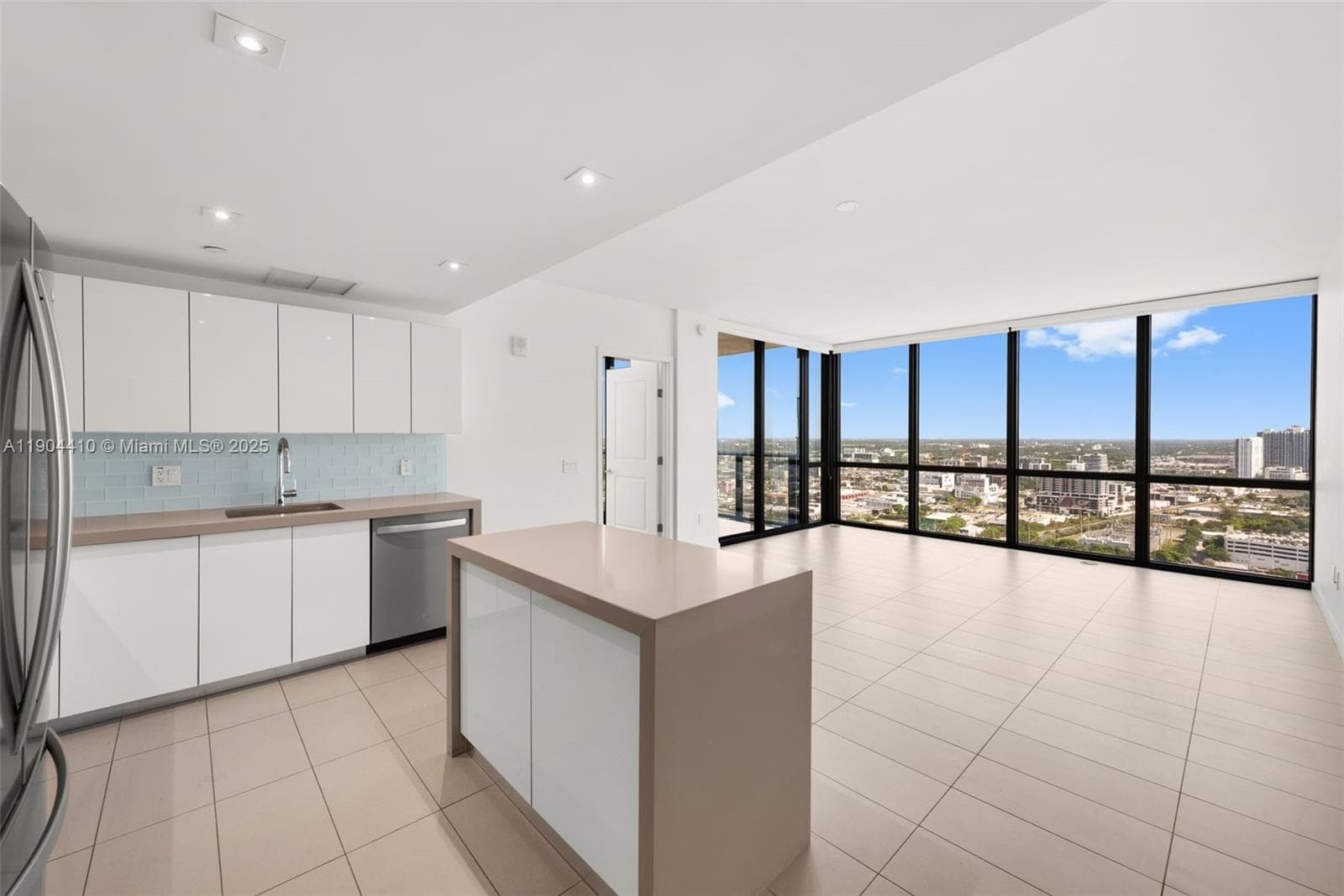 1600 NE 1st Ave # 3016, Miami, FL 33132
