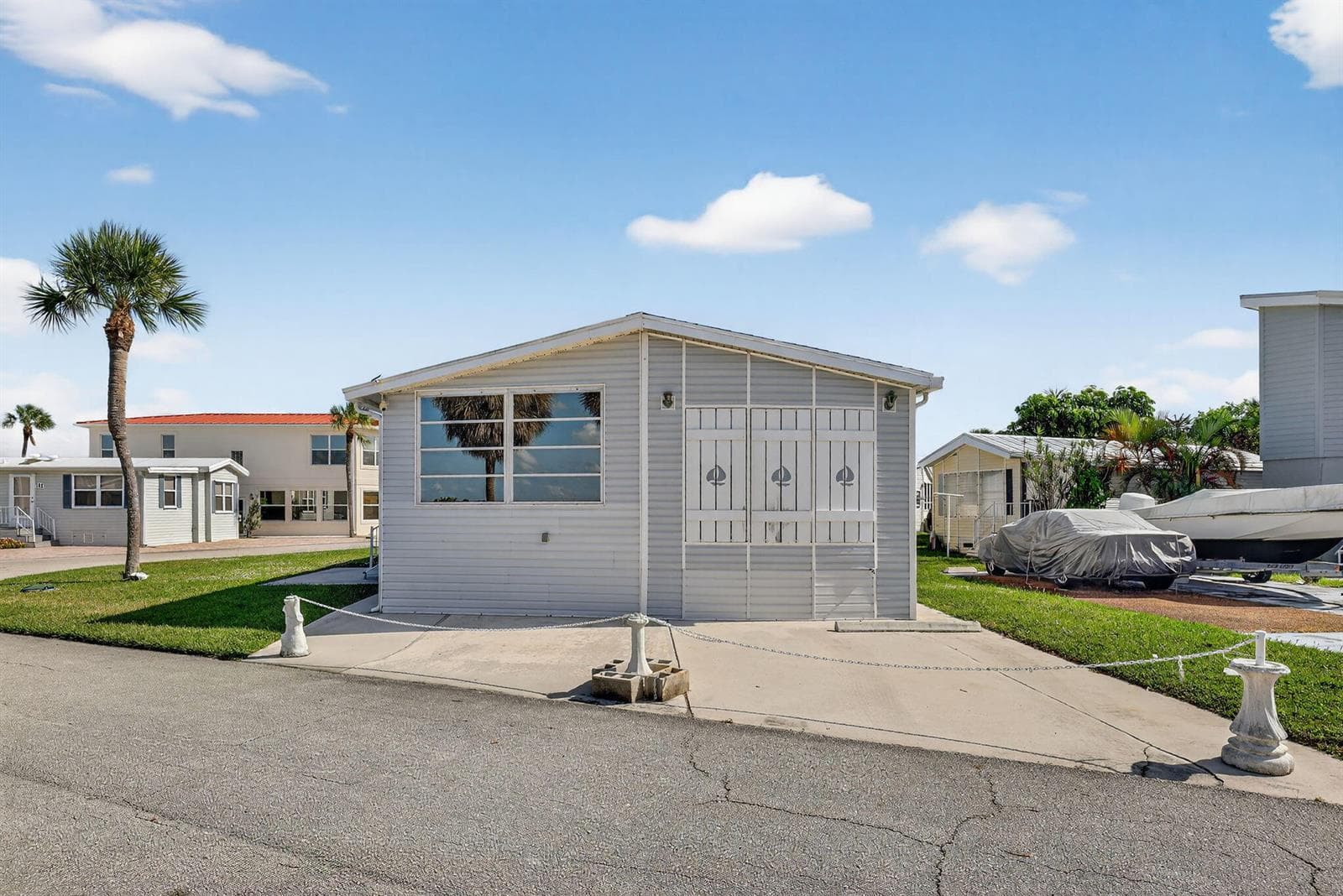 217 Nettles Boulevard, Jensen Beach, FL 34957 — zdjęcie 2