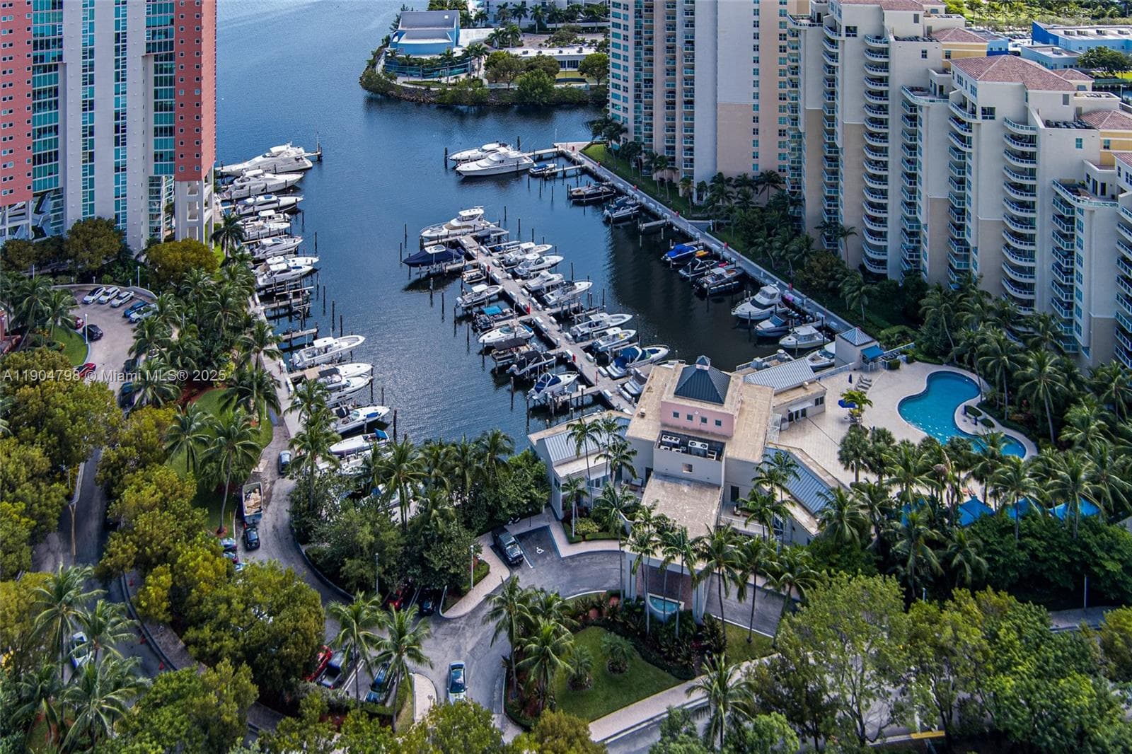 3370 Hidden Bay Dr # 303, Aventura, FL 33180 — zdjęcie 2