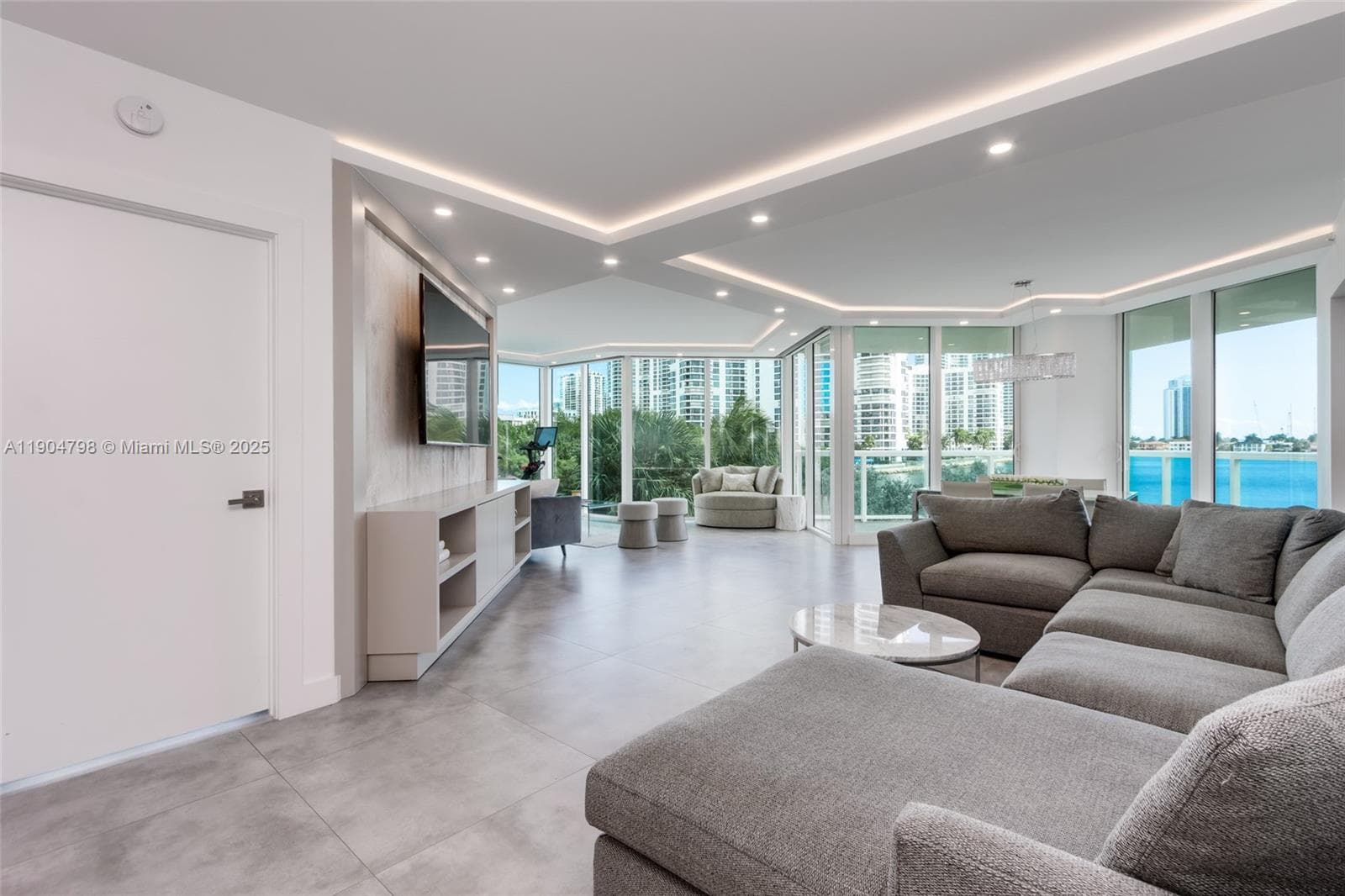 3370 Hidden Bay Dr # 303, Aventura, FL 33180 — zdjęcie 5