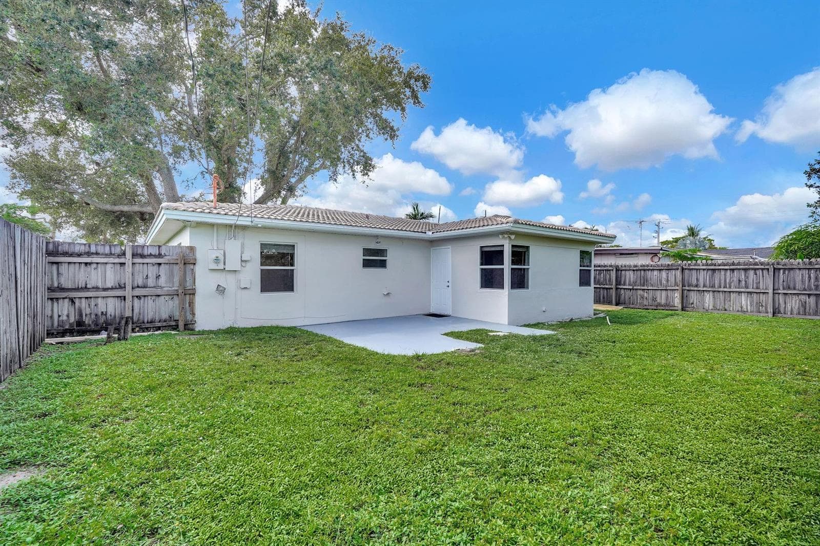 261 NE 45th Street, Oakland Park, FL 33334 — zdjęcie 3