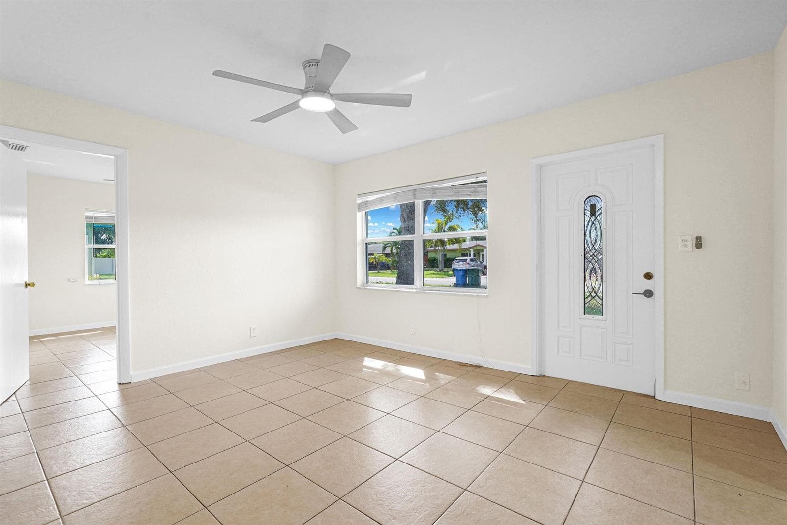 261 NE 45th Street, Oakland Park, FL 33334 — zdjęcie 5