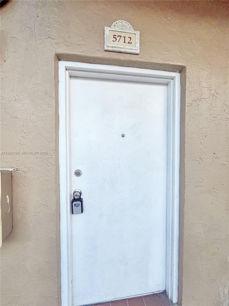 5712 W 25th Ct # 5712, Hialeah, FL 33016 — zdjęcie 4