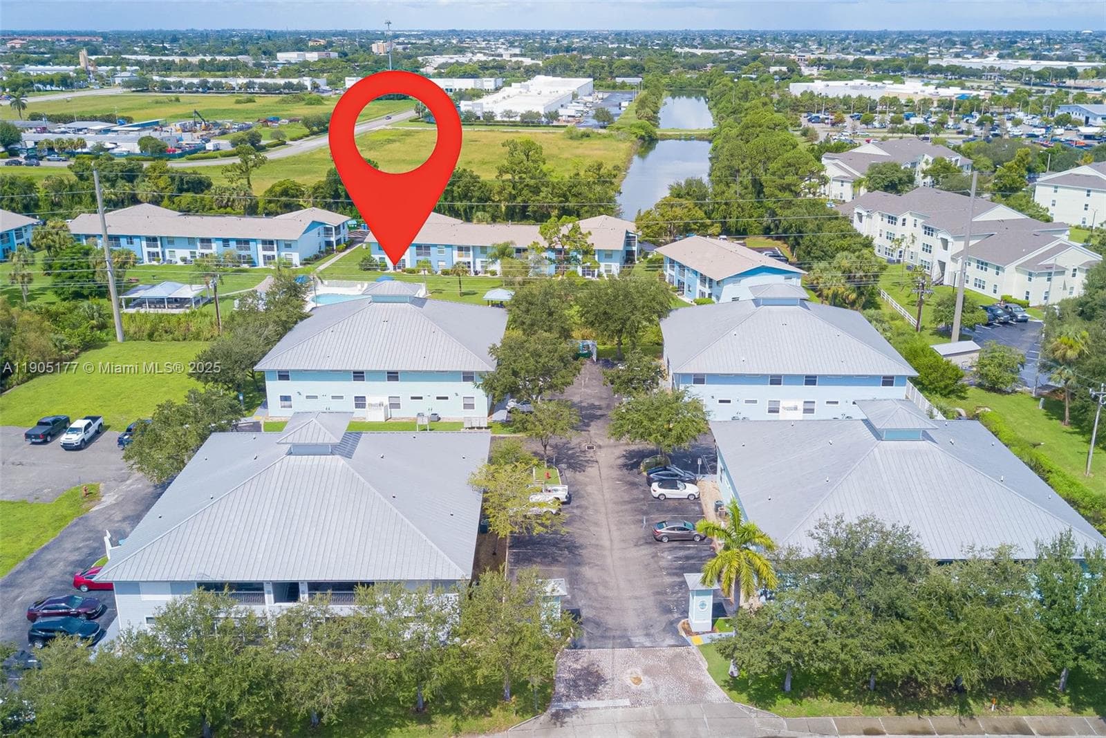 1050 Hancock Creek South Blvd # 203, Cape Coral, FL 33909 — zdjęcie 2