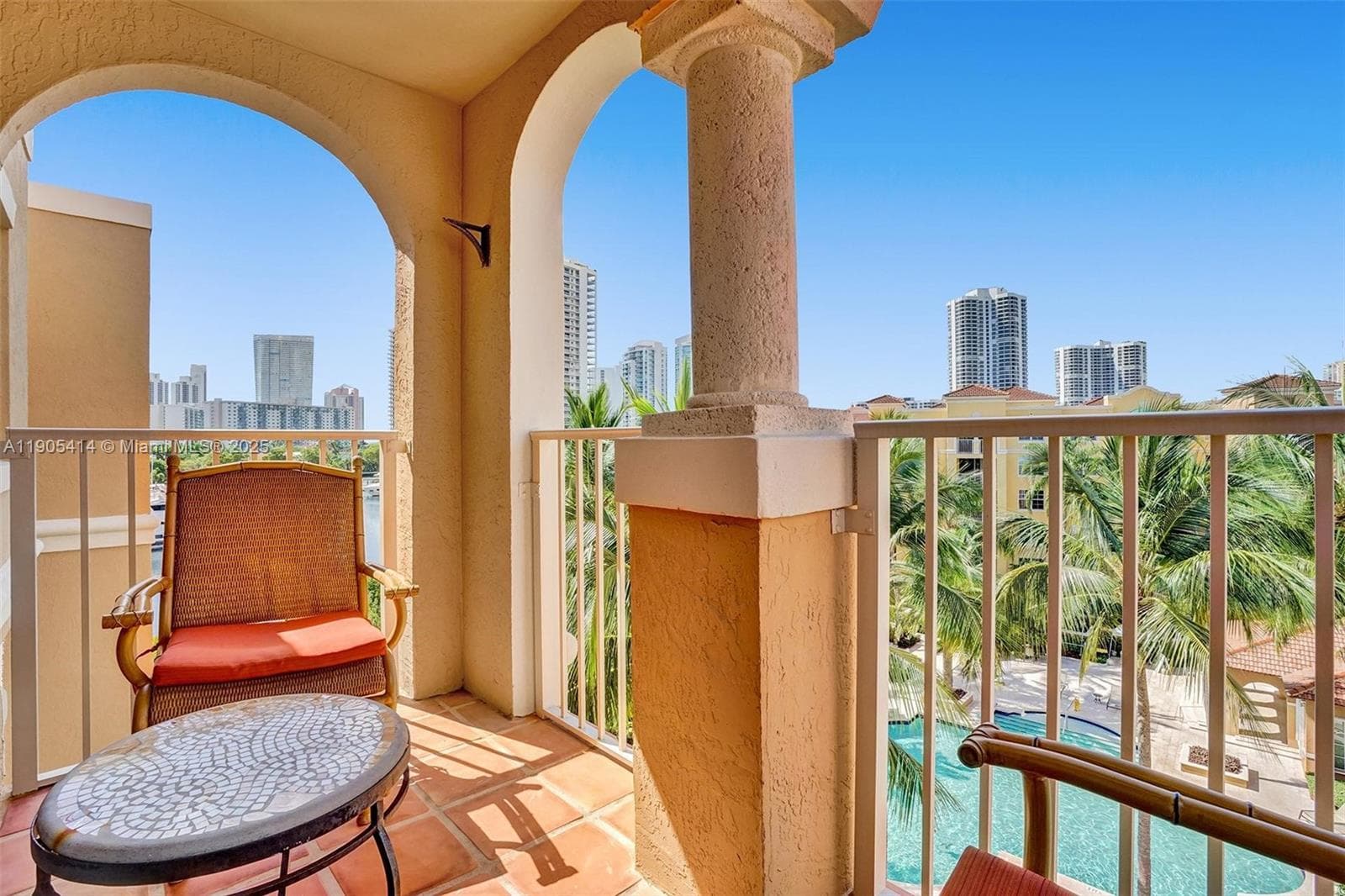 19877 E Country Club Dr # 3607, Aventura, FL 33180