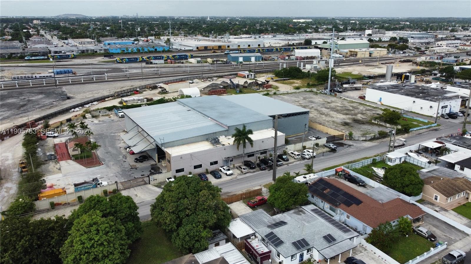 8600 NW 36th Ave, Miami, FL 33147 — zdjęcie 4