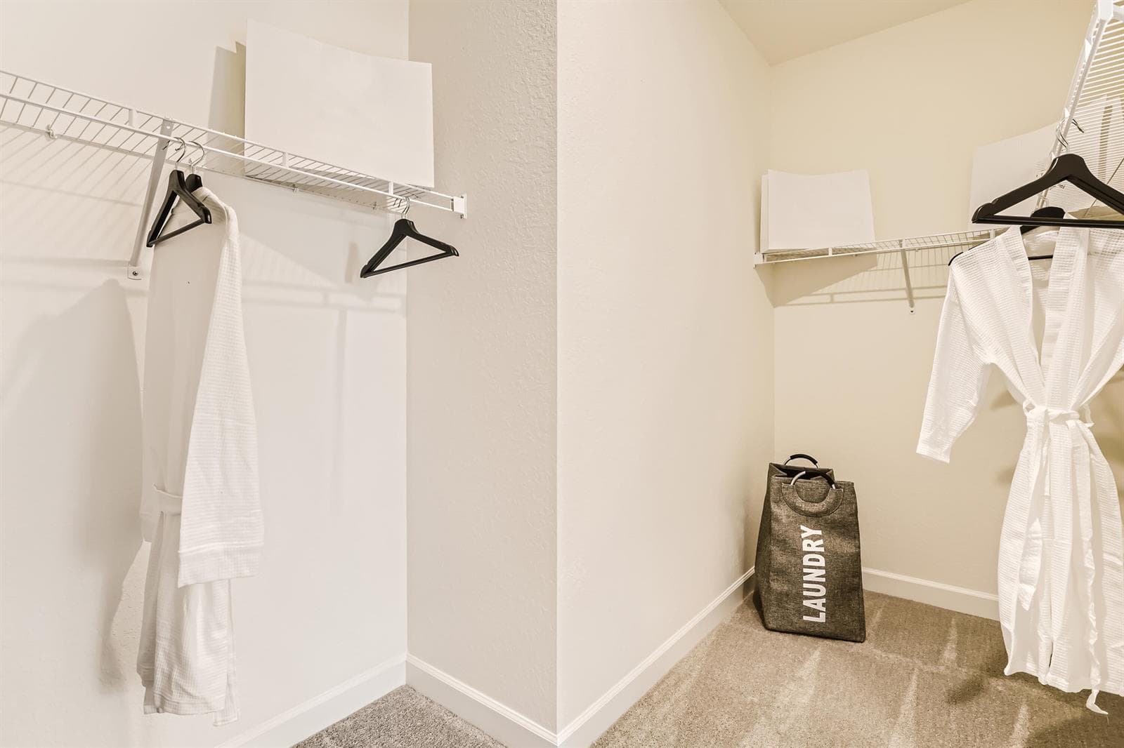 818 SE Grovebush Lane, Port St. Lucie, FL 34984 — zdjęcie 4