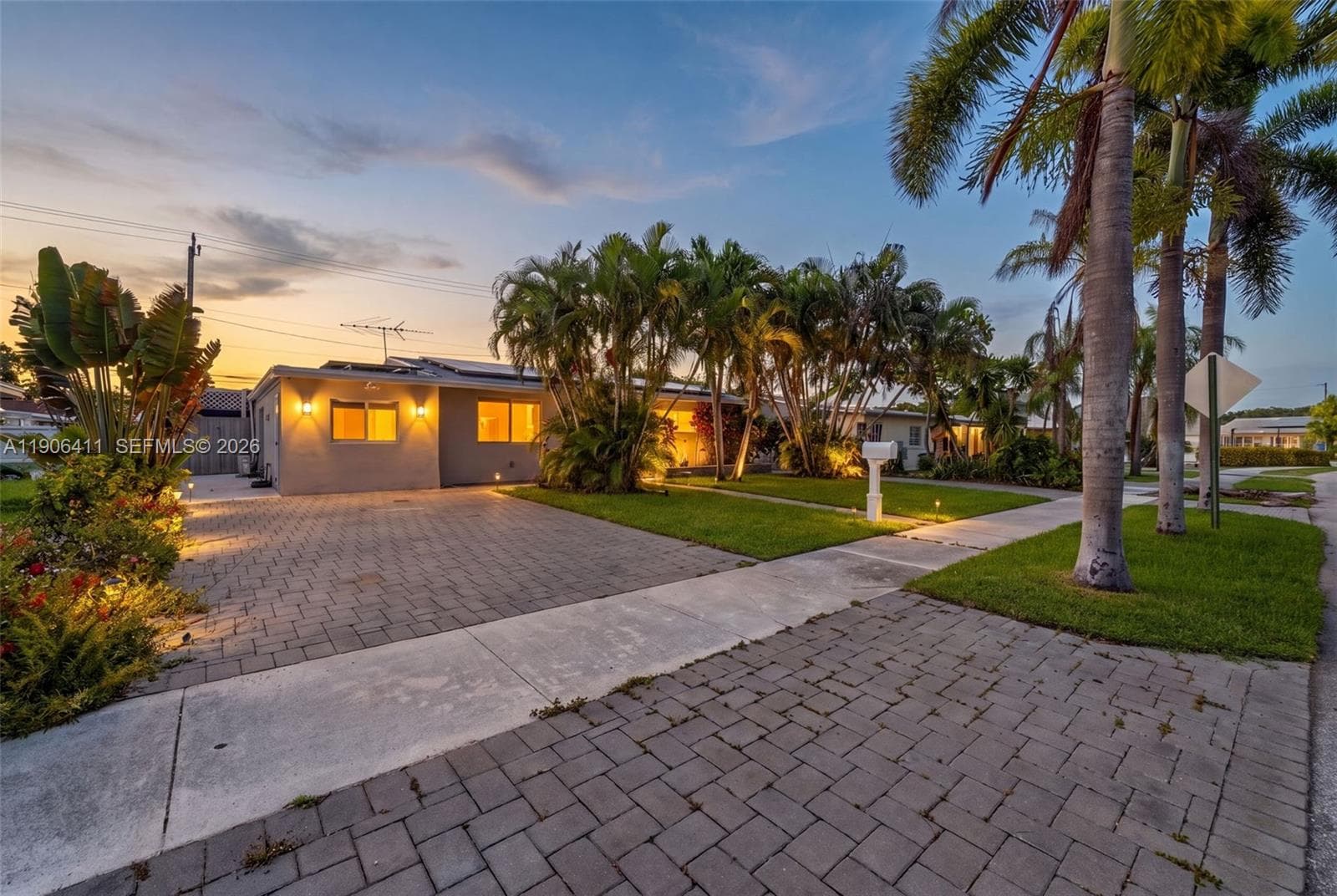 717 SE 2nd St, Deerfield Beach, FL 33441 — zdjęcie 2