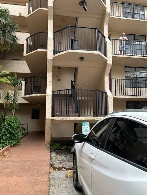 3590 Blue Lake Drive # 305, Pompano Beach, FL 33064 — zdjęcie 3