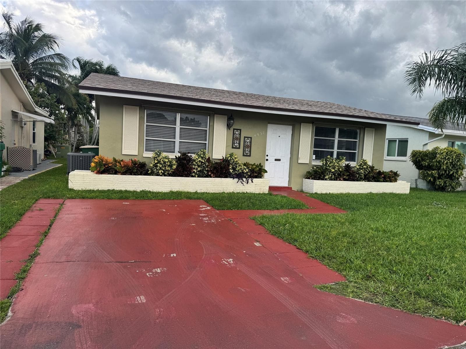 4938 NW 54TH Court, Tamarac, FL 33319 — zdjęcie 2