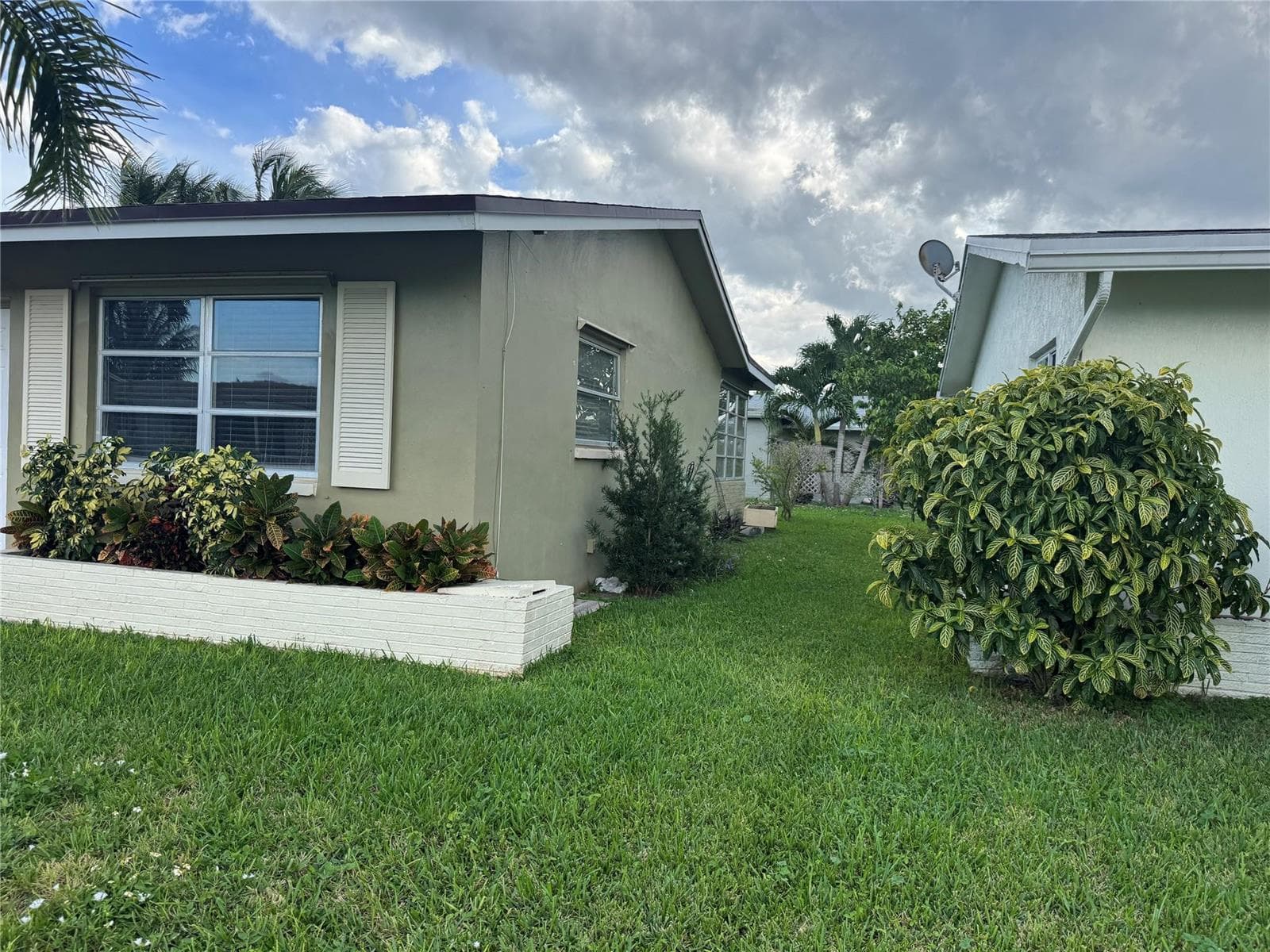 4938 NW 54TH Court, Tamarac, FL 33319 — zdjęcie 3