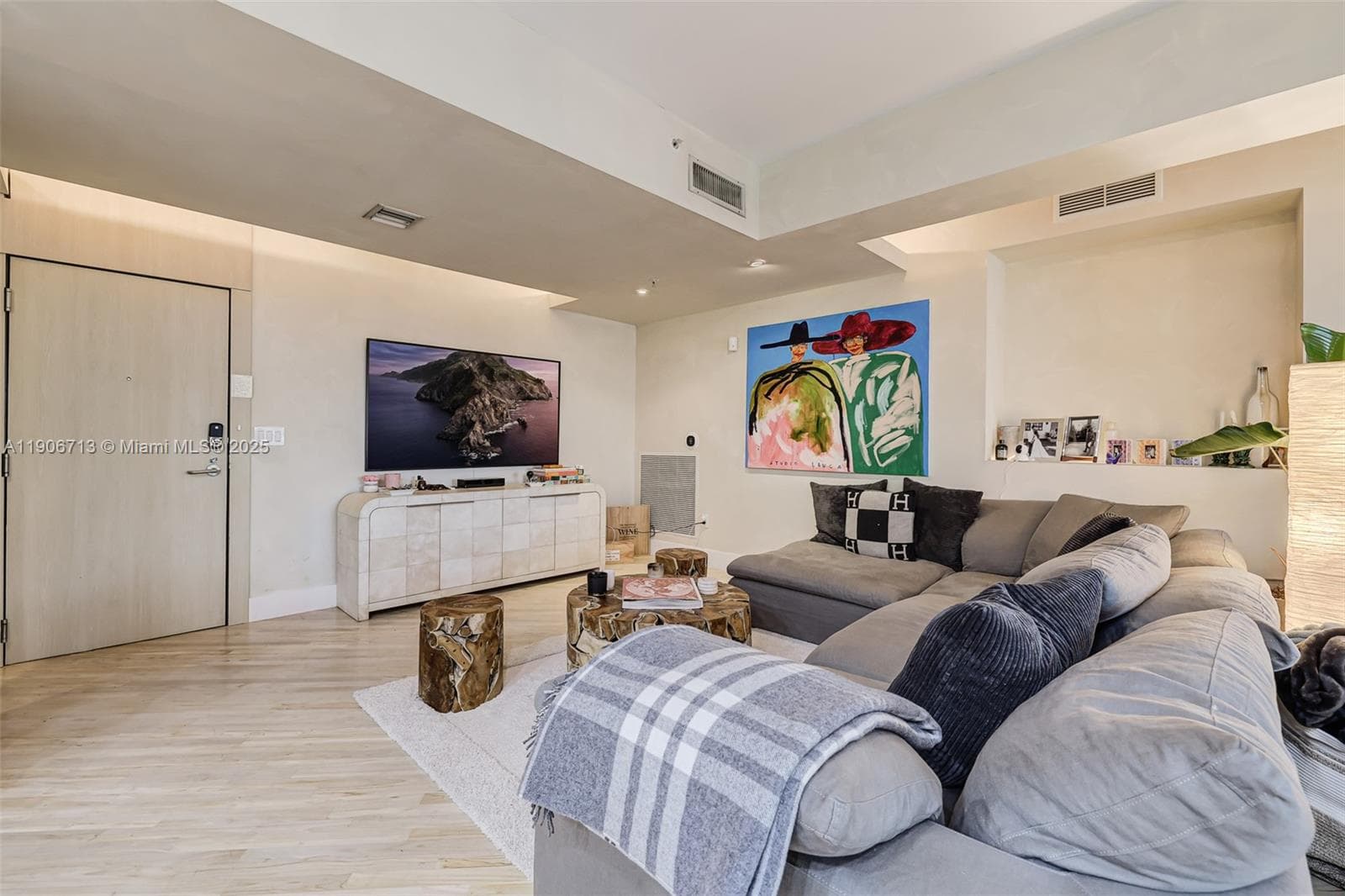 2001 Meridian Ave # 307, Miami Beach, FL 33139 — zdjęcie 3