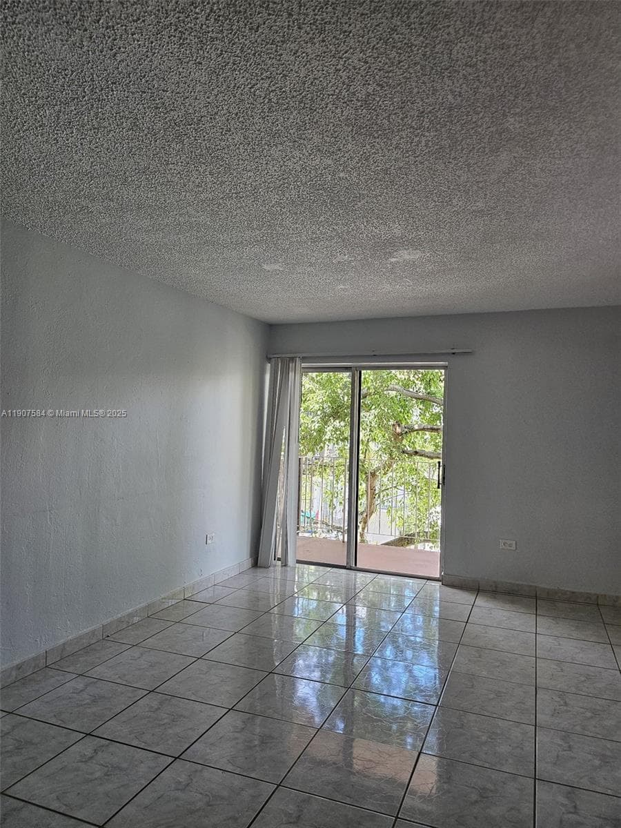 8101 SW 73rd Ave # 30, Miami, FL 33143 — zdjęcie 3