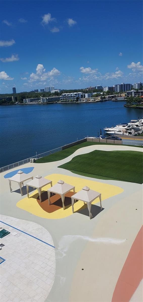 250 174th Street # 819, Sunny Isles Beach, FL 33160 — zdjęcie 2