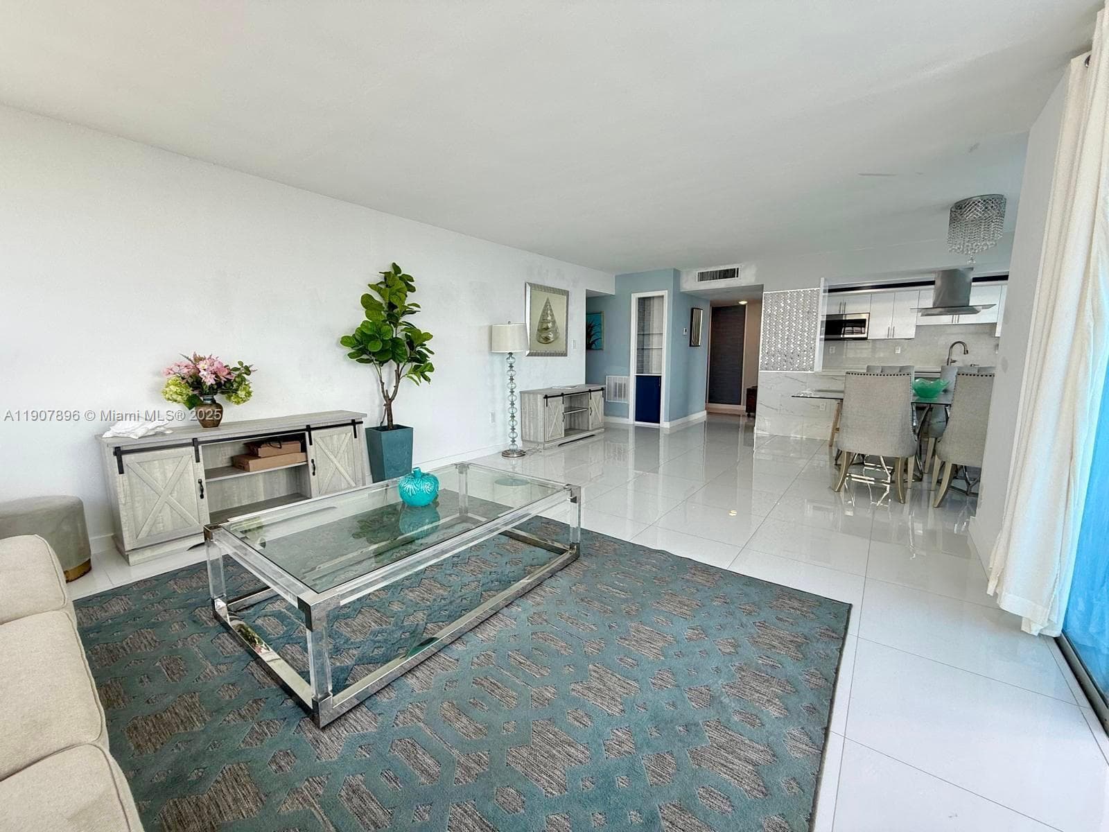 18051 Biscayne Blvd # 1604, Aventura, FL 33160 — zdjęcie 3