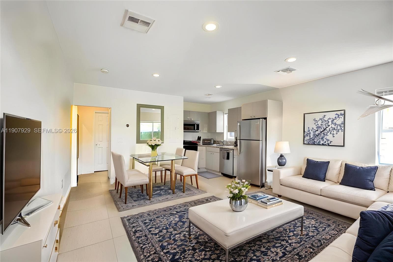 322 Oklahoma St, Hollywood, FL 33019 — zdjęcie 2