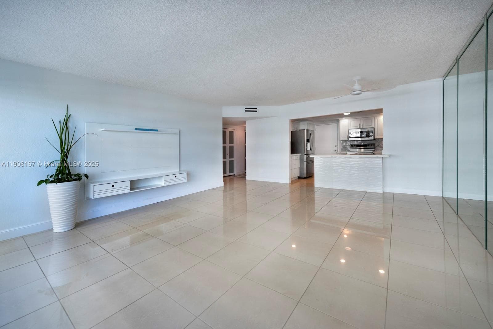 4010 Galt Ocean Dr # 815, Fort Lauderdale, FL 33308 — zdjęcie 3
