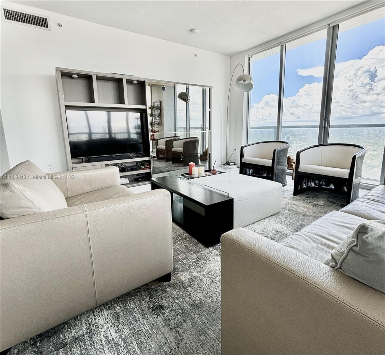 79 SW 12th St # 4012-S, Miami, FL 33130 — zdjęcie 4