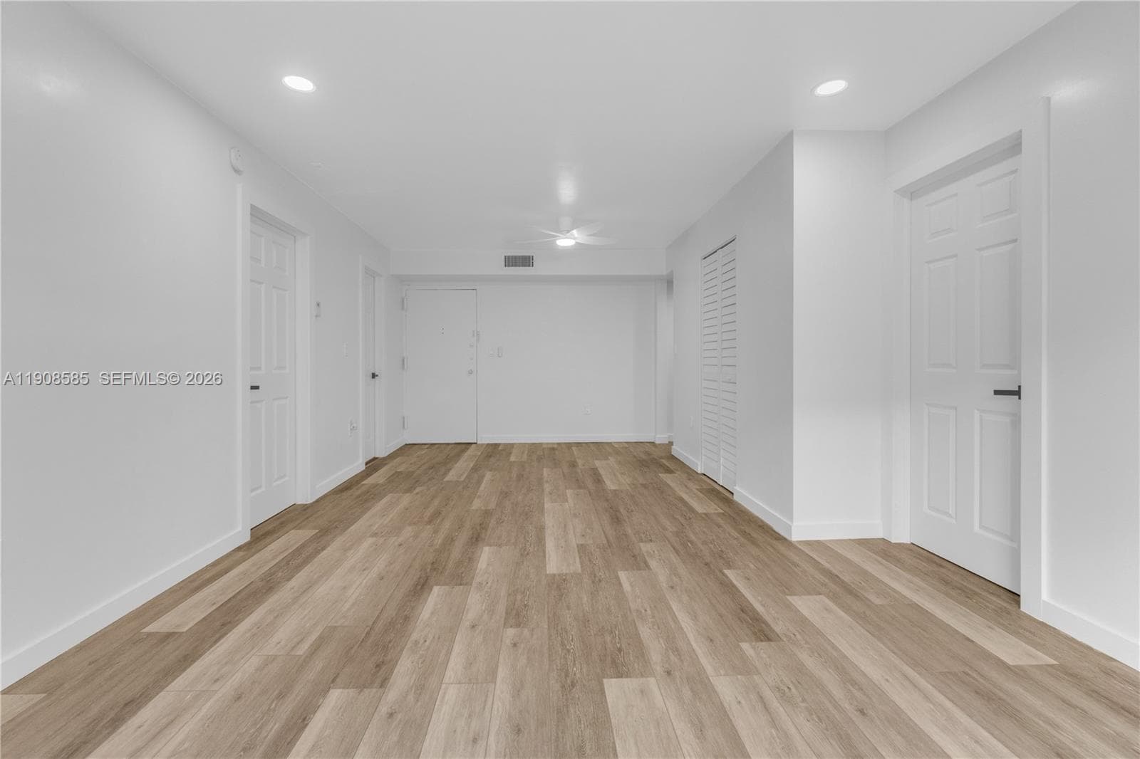 4709 NW 7th St # 204-9, Miami, FL 33126 — zdjęcie 2