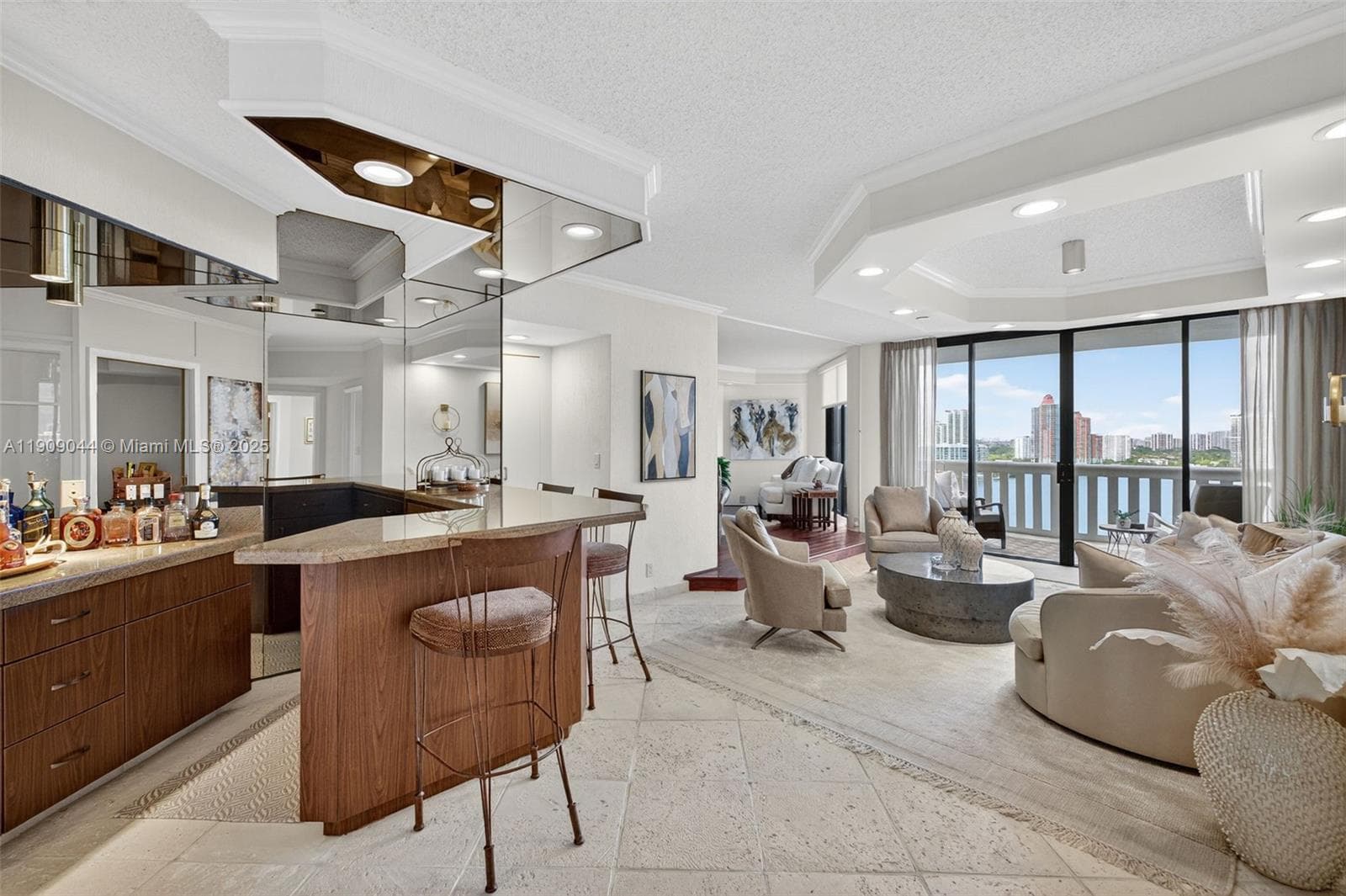 3000 Island Blvd # 1904, Aventura, FL 33160