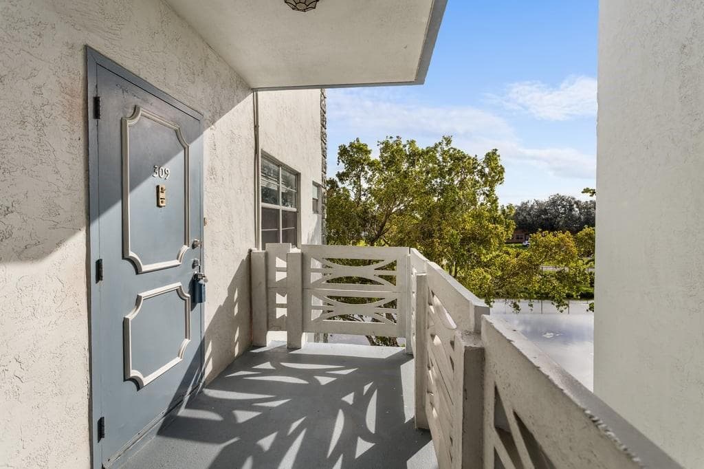 4090 NW 42nd Avenue # 309, Lauderdale Lakes, FL 33319 — zdjęcie 3