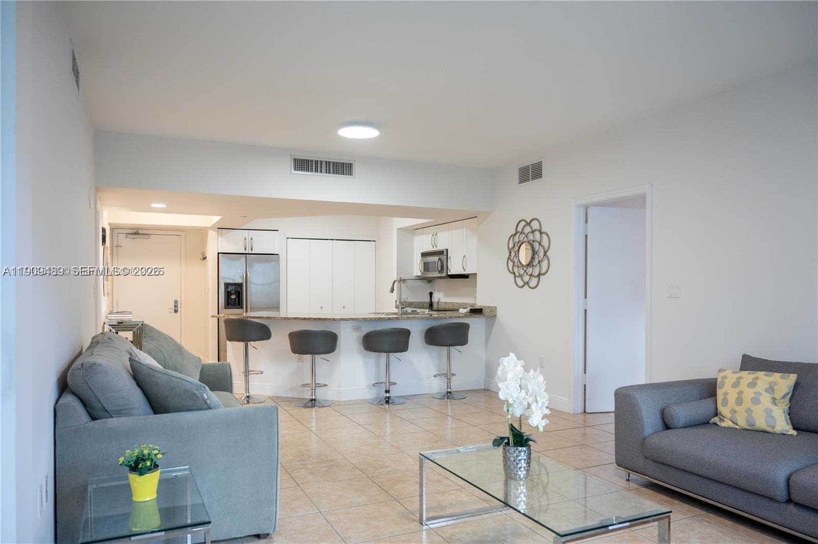 19900 E Country Club Dr # 318, Aventura, FL 33180 — zdjęcie 2