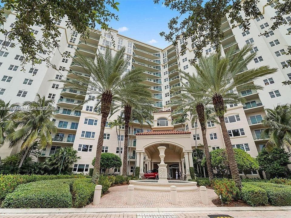 19900 E Country Club Dr # 318, Aventura, FL 33180 — zdjęcie 3