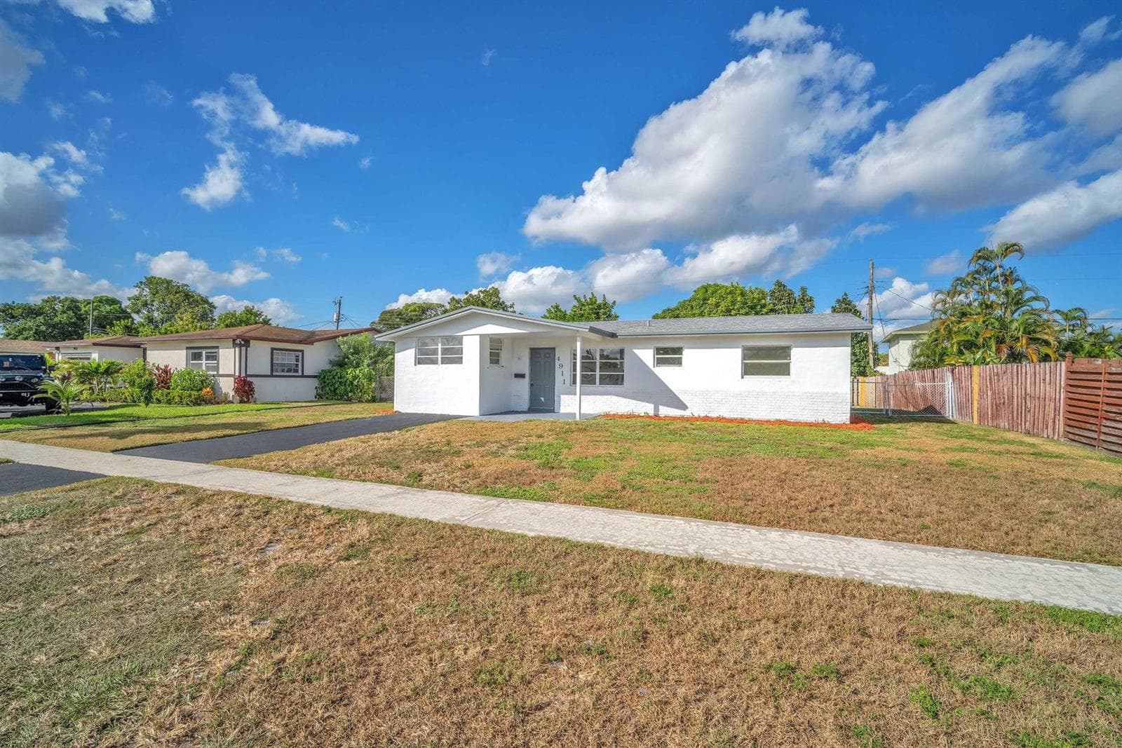 4911 NW 16th Street, Lauderhill, FL 33313 — zdjęcie 5